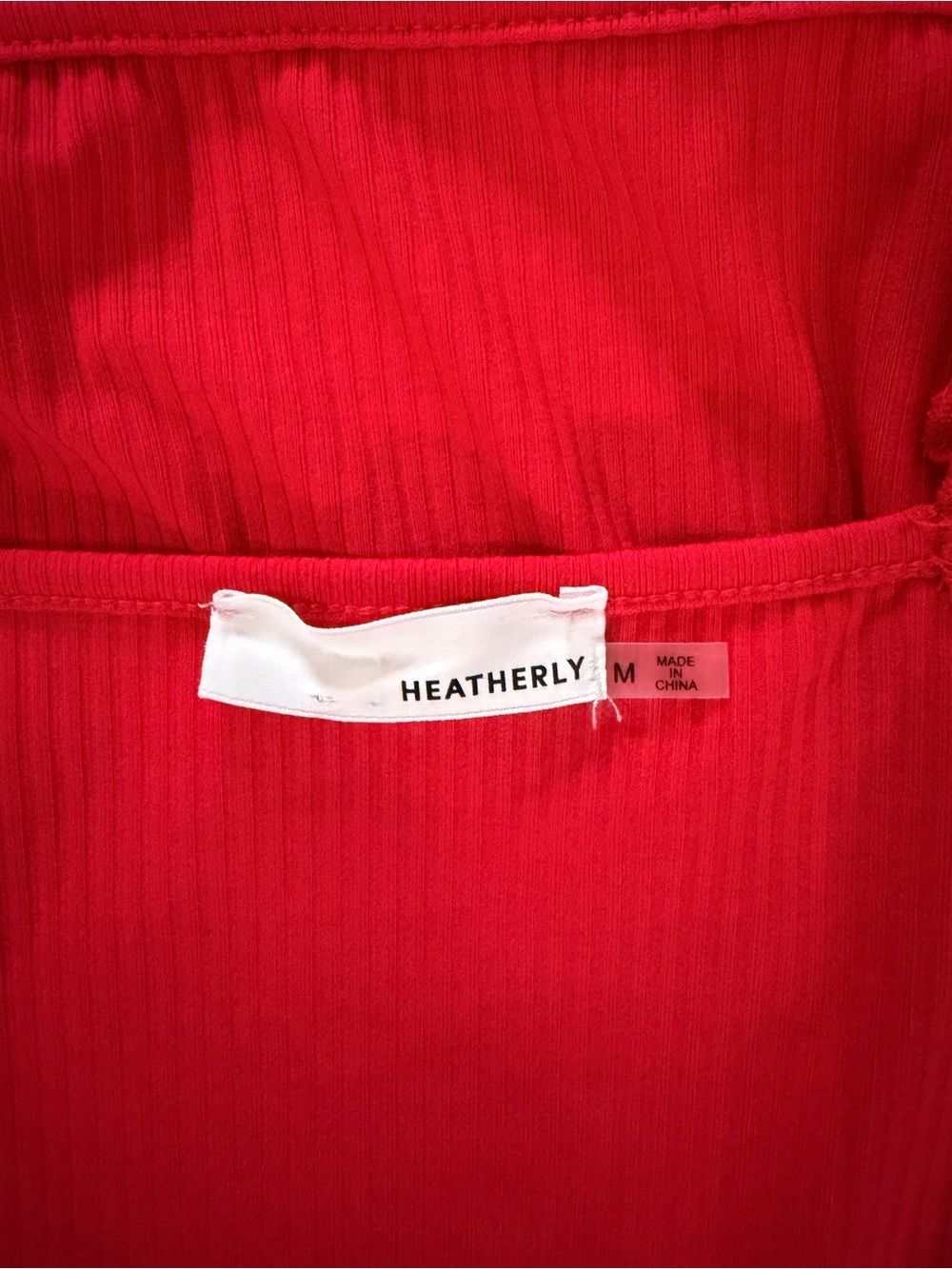 Heatherly Ribbed Red Bodysuit Ruffle Straps Snap Closure M - Picture 8 of 10